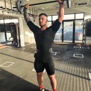 trening EMS w domu Rafał Kuczera